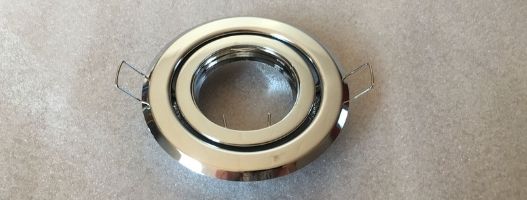 LED Deckenleuchter und Einbaustrahler für Spanndecken